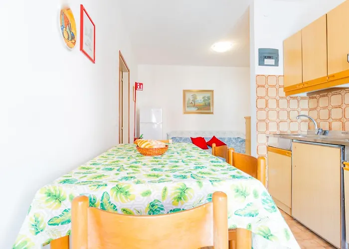 Stella D'oro Apartment